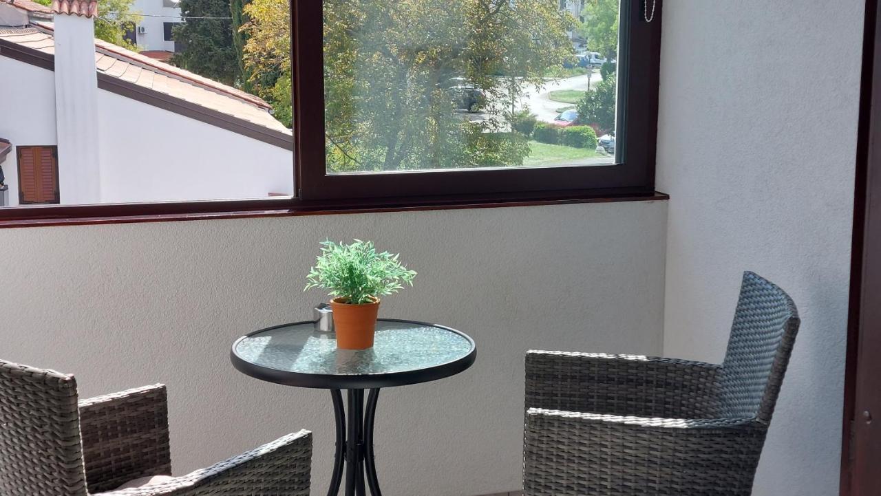 Apartment Cervar Poreč Exteriör bild